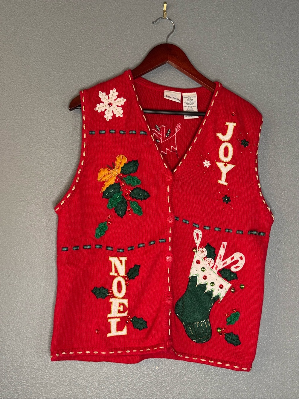 Bobbie Brooks Christmas Sweater Vest Womens XL Red Noel Joy Holiday Appliqués